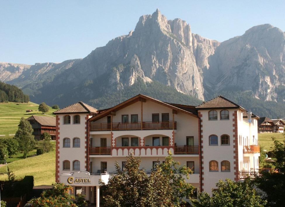 Hotel Castel Oswald Von Wolkenstein Castelrotto Ngoại thất bức ảnh